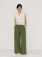 V-neck Solid Pleated Crop Top